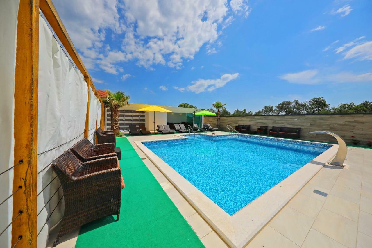 Boutique Apartments Blitz Бибинье Экстерьер фото